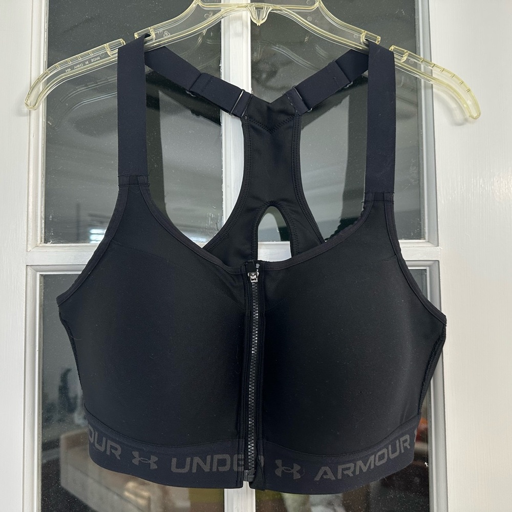 UNDER ARMOUR Women's Racerback Compression Black Sports Bra (Size 38C)